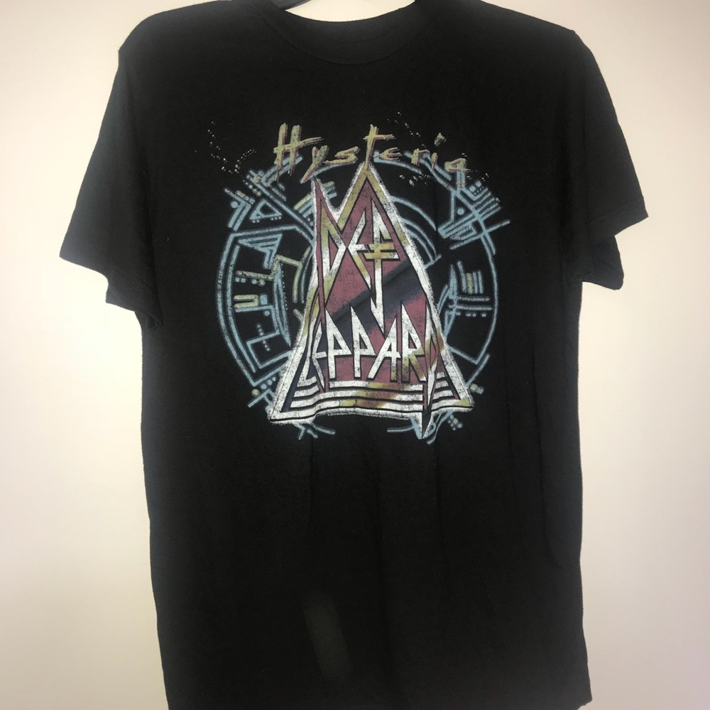 def leppard tee